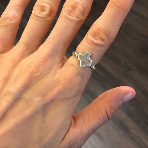 SOLD James Avery Texas Ring - Picture 1 of 3